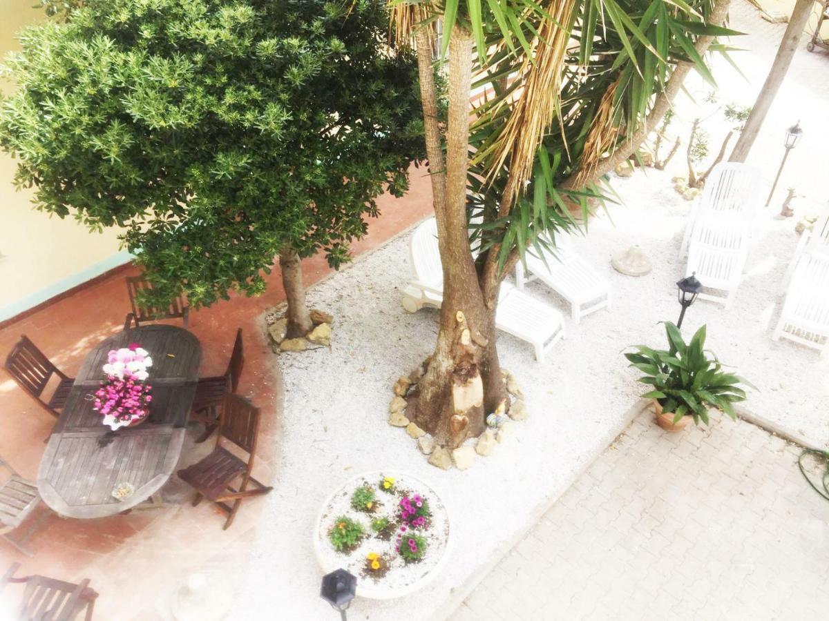 Aria Di Mare Bed & Breakfast Rosignano Solvay Eksteriør bilde